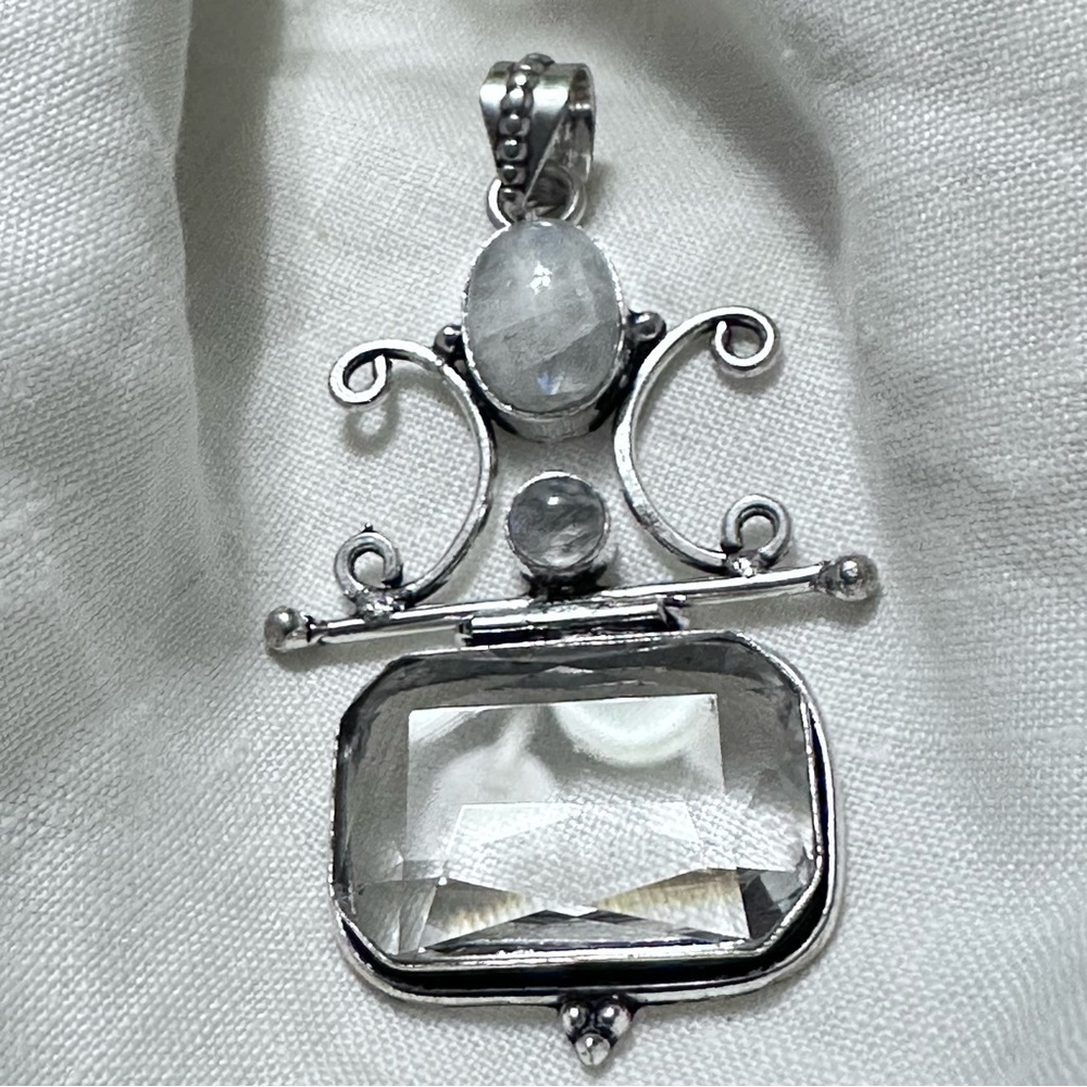 Handcrafted Artisan Jewelry Clear QUARTZ Pendant Necklace Moonstone Accent